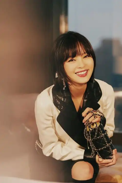 辛芷蕾无解发型标准版