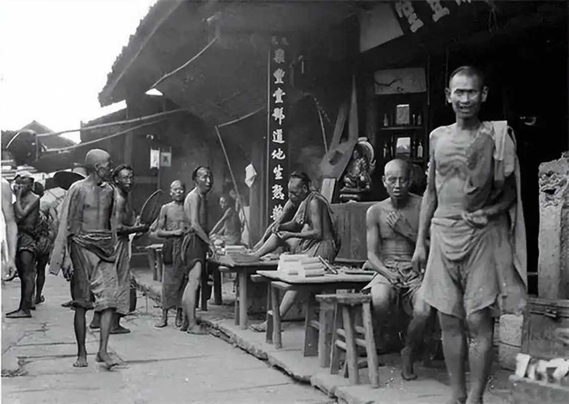 老照片:清朝时期的百姓,跟你想的有没有区别?