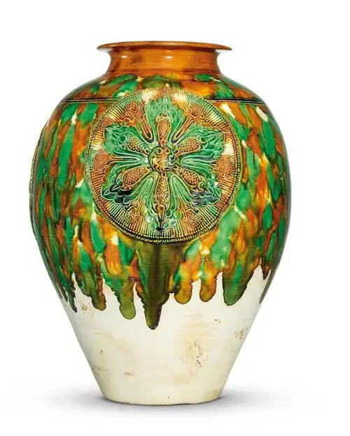 唐三彩贴花宝相花纹罐