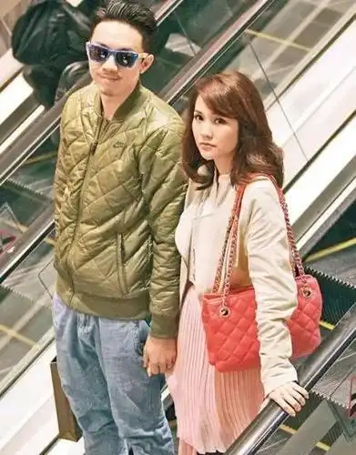 僵尸老婆谢安琪遇上晒妻"狂魔"张继聪!就算时光倒流,都会娶你做老婆