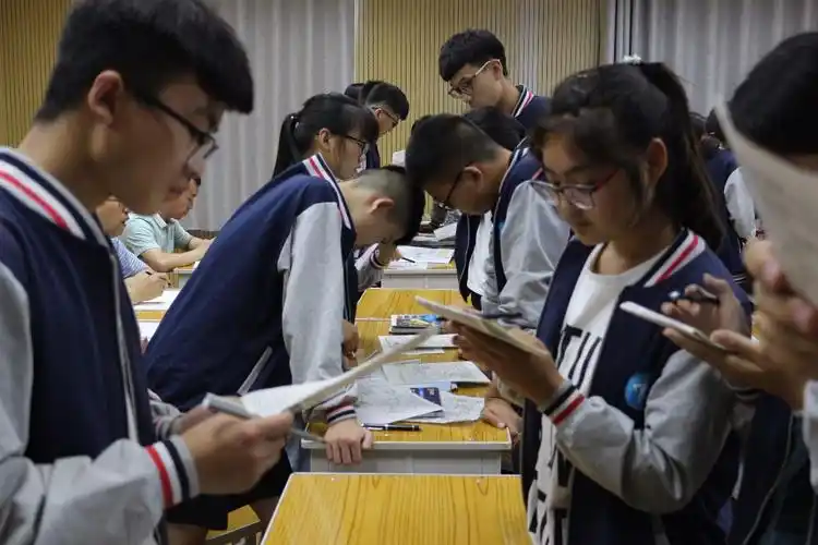 济源四中小组合作学习验收课活动开幕