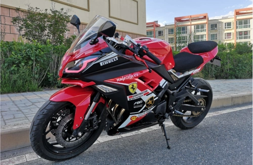 最强地平线国产四缸小忍者极速190kmh你敢骑吗