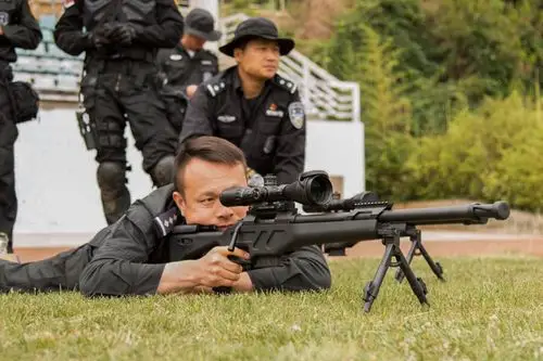 特警邹路遥:作为狙击手,"希望一辈子不要开枪"​​-人物访谈-每日