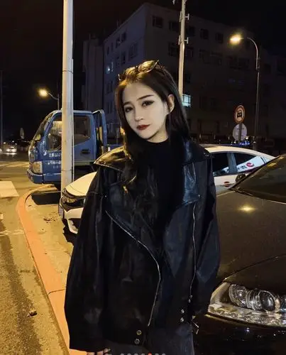 快手红人同款外套女社会大额优惠券