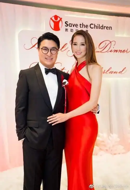 同为千亿媳妇李嘉欣和徐子淇嫁入豪门待遇差距好大谁更风光