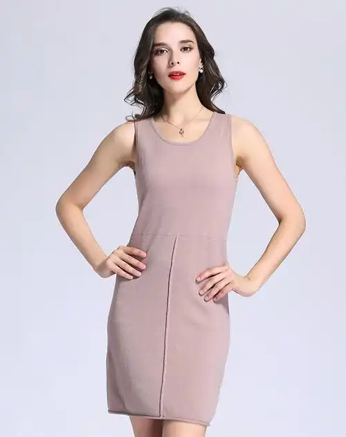 超细美丽诺羊毛浅豆沙色长款无袖连衣裙