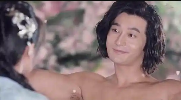 尴尬黄晓明被扒与她拍戏起生理反应网友戏称正常