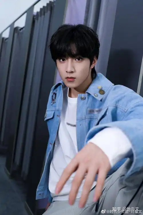 刘耀文的新照片