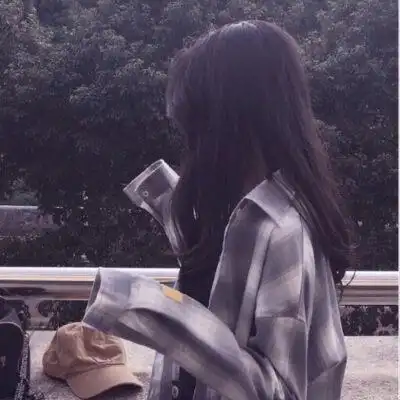 女生头像帅气冷酷霸气不露脸 霸气头像图片大全 -【爱个性】