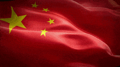 我和国旗合个影丨江西"蓝朋友"花式表白祖国