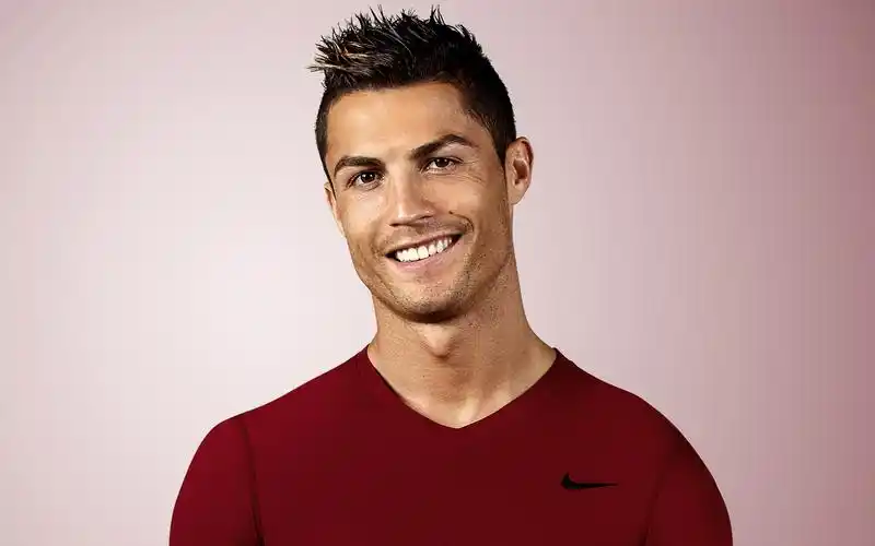 巴西世界杯葡萄牙足球明星c罗高清桌面壁纸(四)