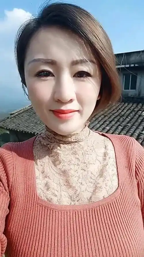 个个以为这个女人是富婆,其实只是个普普通通的农民工.每天小时,一天.