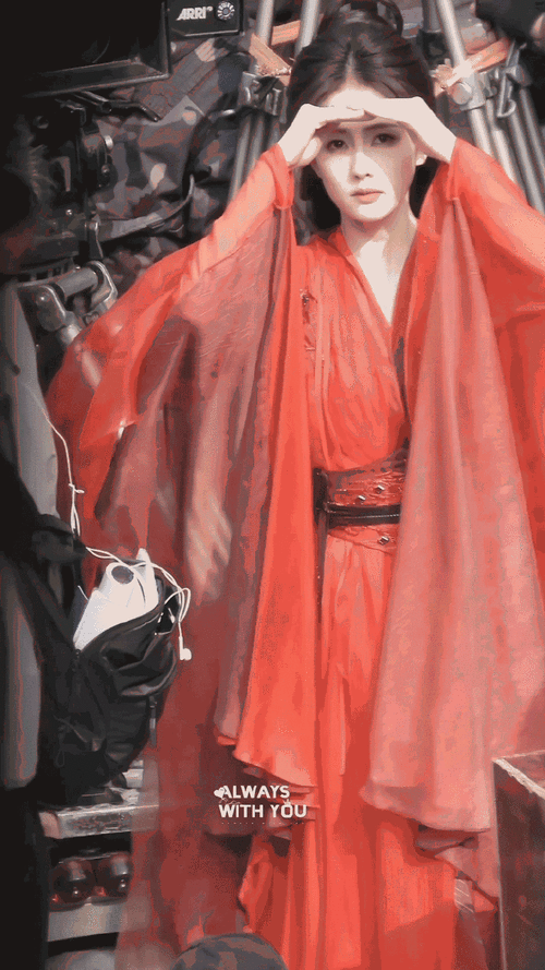 白鹿 古装红衣统治区##敖瑞鹏公主抱白鹿