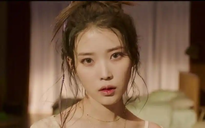 iu新专收录曲flumv预告公开