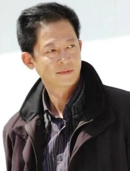 王志文个人资料简介简历(王志文:42岁放弃自由走进婚姻,对媳妇好,就是