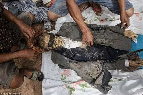 慎入印尼的净尸节这可能会是你看过最恐怖