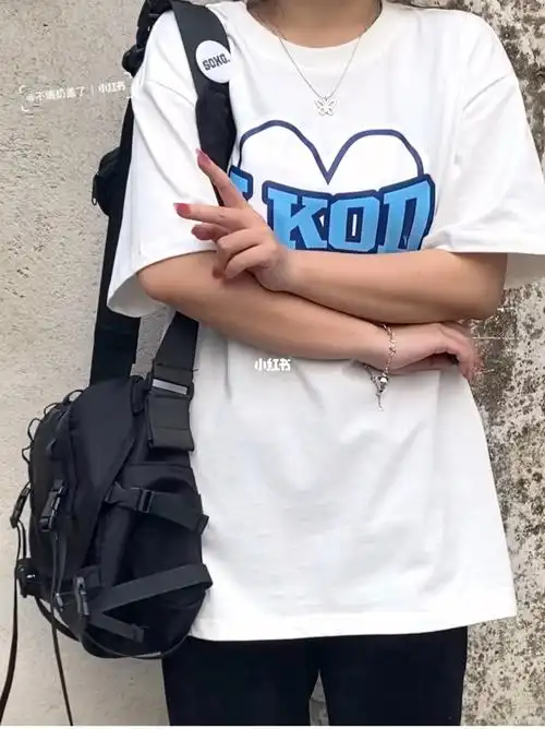 今天就浅搭一下我们刘耀文同款背包吧