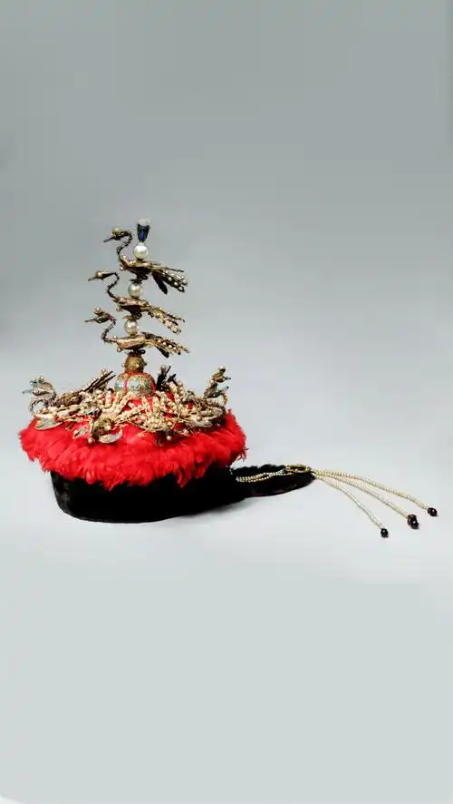 清 点翠嵌珠后妃朝冠