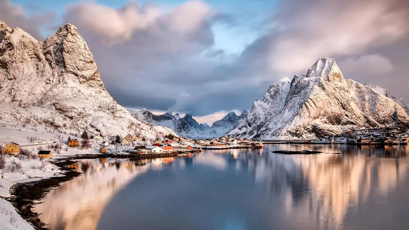 挪威罗弗敦群岛风景摄影高清宽屏壁纸