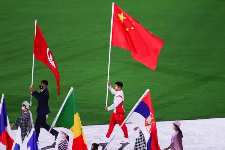 东京奥运会正式闭幕38金32银18铜致敬每一位中国健儿