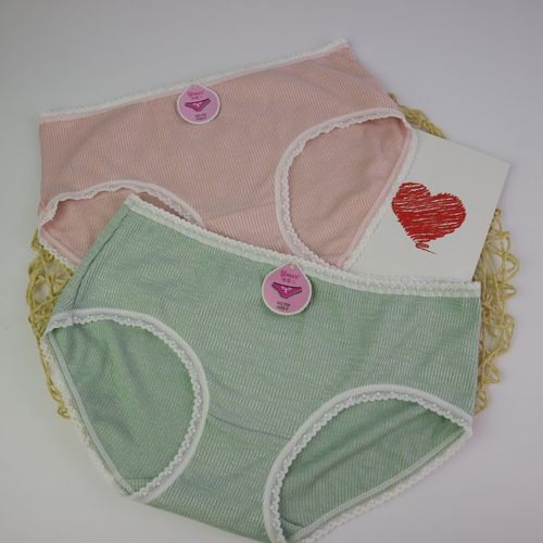 樱蜜儿705女士中低腰棉质蕾丝边竖条透气甜美小清新三角内裤m码