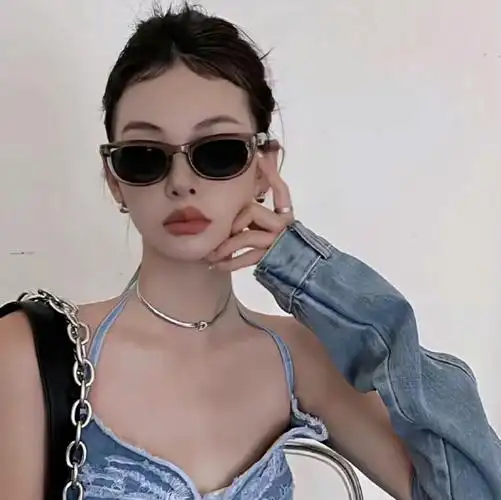 甜酷风363436373039女生头像95777908 ·68