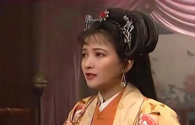 红颜祸水邹夫人,曹操为她败宛城_曹丕_貂蝉_甄宓