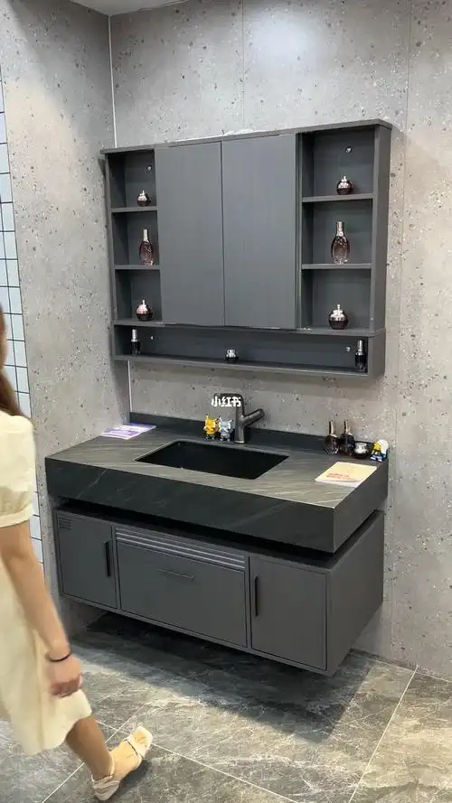 悬挂式岩板浴室柜