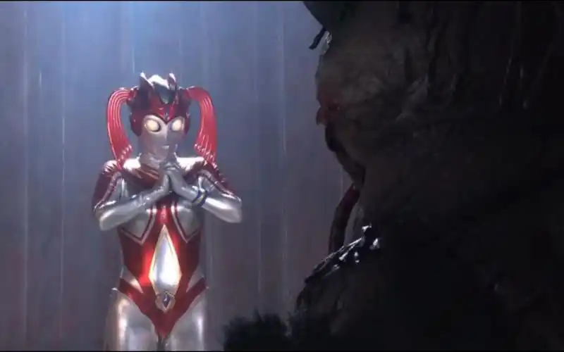 【女奥特曼】奥特之母--爱的光线