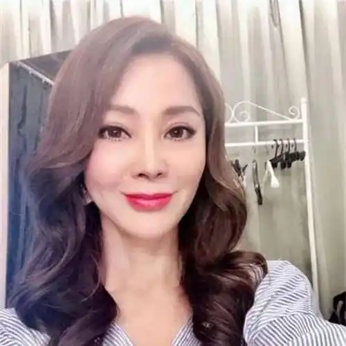 她是罗志祥干妈颜值身材不输林志玲如今63岁陈美凤成这样