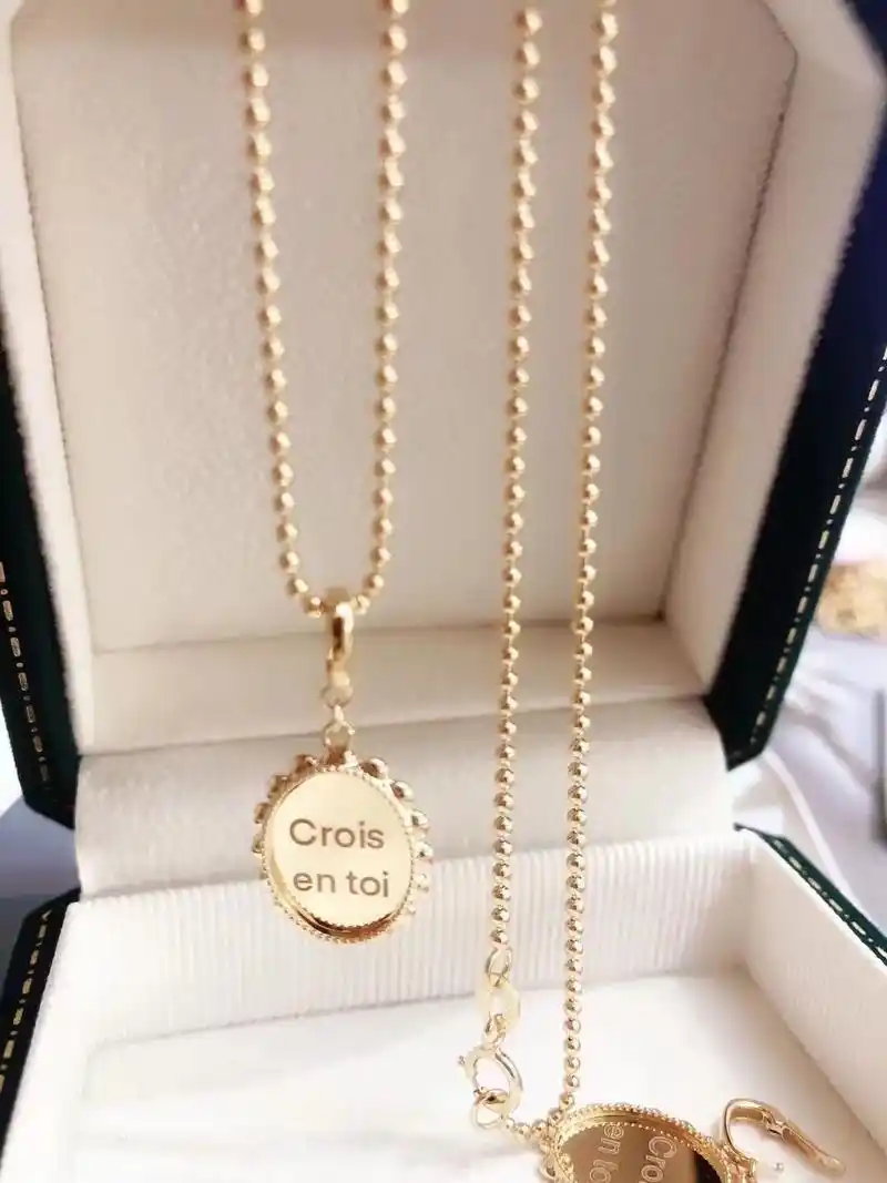 18k浅金色椭圆牌魔镜吊坠