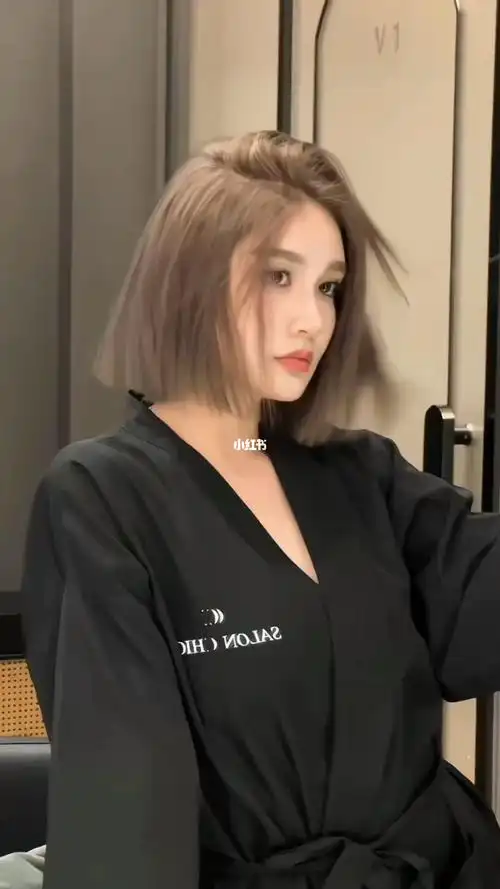 爱住了这款高级精致的短发颜色也绝了