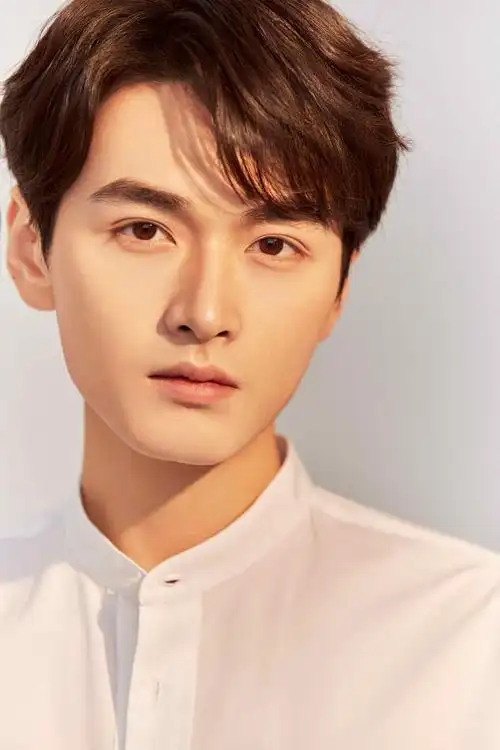 泽东官宣新人演员刘思博 故事脸张力十足潜力无限|刘思博|新人|故事