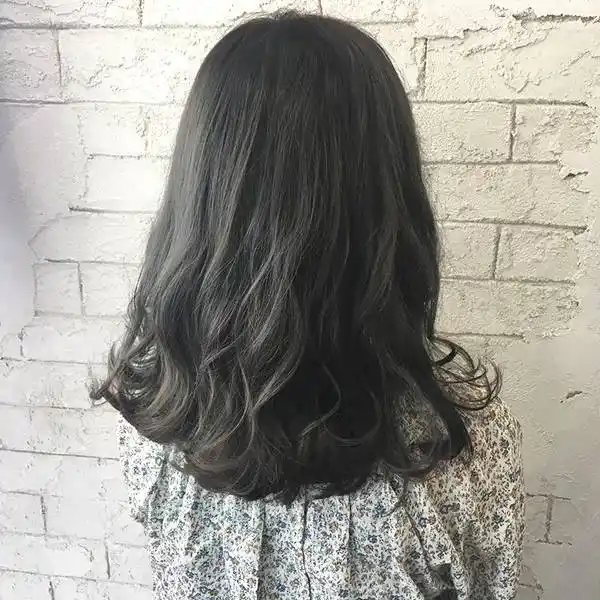 发尾烫一卷 这样的发型下半年最流行