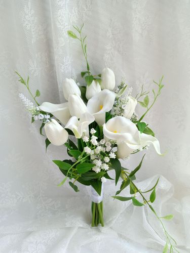 韩式写真韩系手捧花唯美森系旅拍草坪婚礼小清新新娘手捧花束