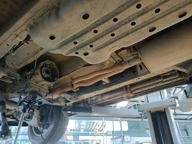 丰田18款普拉多分时四驱改装全时四驱详细作业