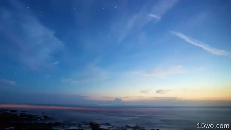 苹果原装天空4k高清壁纸