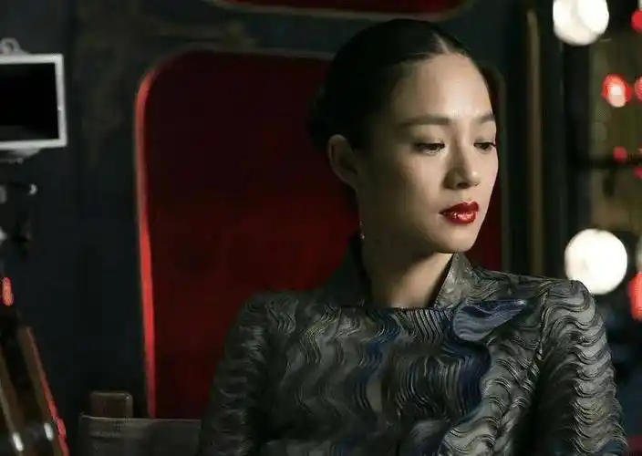 邪不压正全新的开始,让子弹飞让她成名,如今发展很不错_周韵_电影