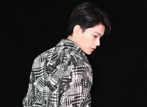 因为购买时的一些问题导致丁禹兮的粉丝与后援会之间发生了激烈的矛盾