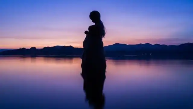 一个人的夜晚,一个人的等待,伤感说说-句子大全