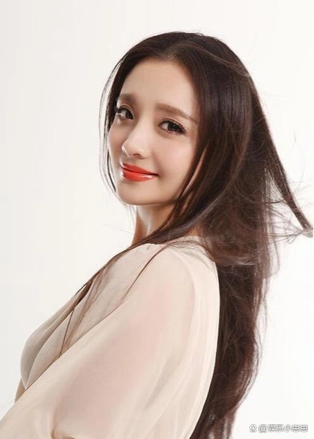 甘肃女演员因《甄嬛传》爆火,嫁入豪门,后为自己的狂傲付出代价