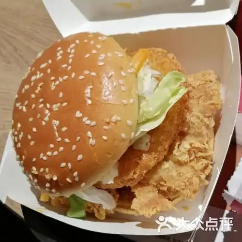 肯德基藤椒嫩笋鸡腿双层堡图片-北京快餐简餐-大众点评网