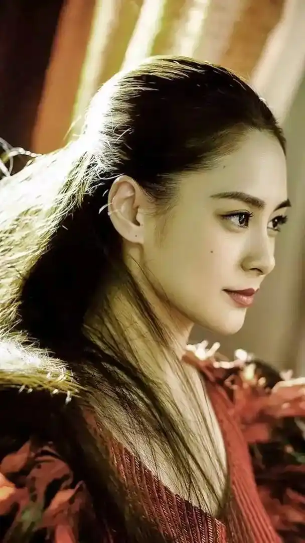 明星 #写真#香港女歌手#twins#钟欣潼  - 抖音