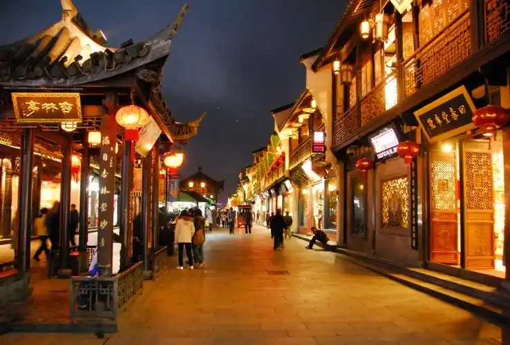 夜游杭州河坊街