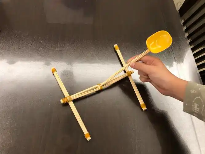 迷你投石机 五三班一张一乐