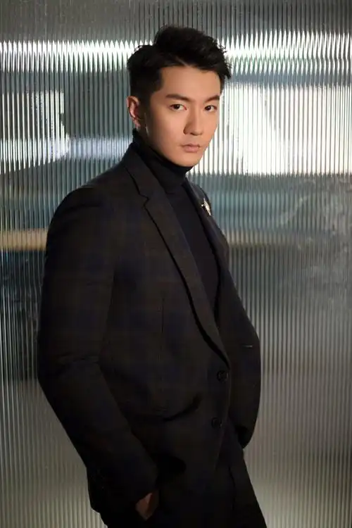 p>刘潮(ryan,      ),1989年5月25日出生于北京市,中国内地影视男