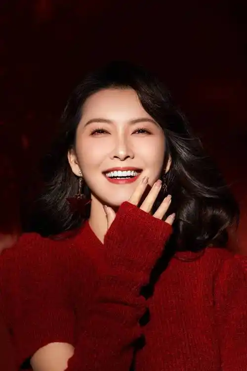 徐洁儿新写真大片美出圈|演员|妆容_网易订阅