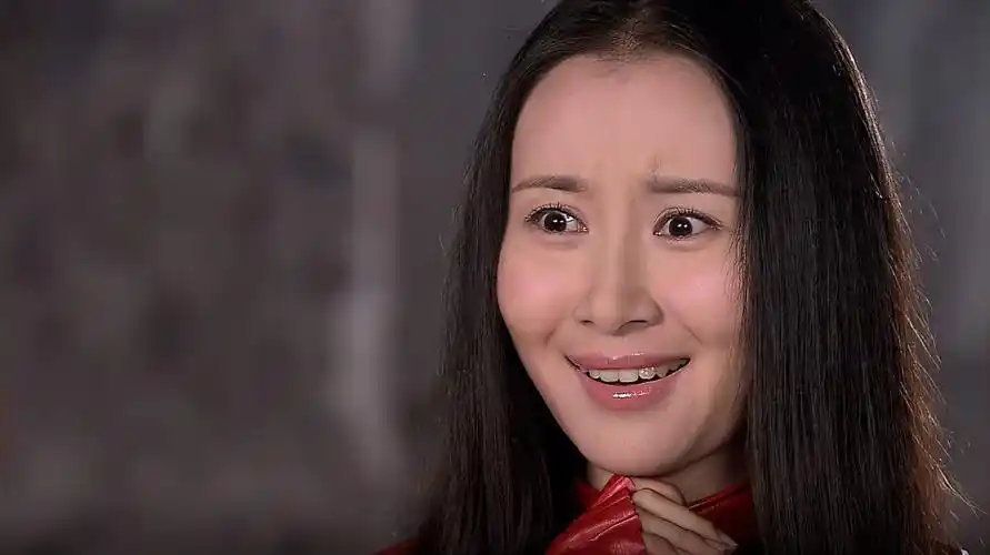 魔幻手机傻妞也有表情啊又可爱又漂亮可比王天霸的好看多