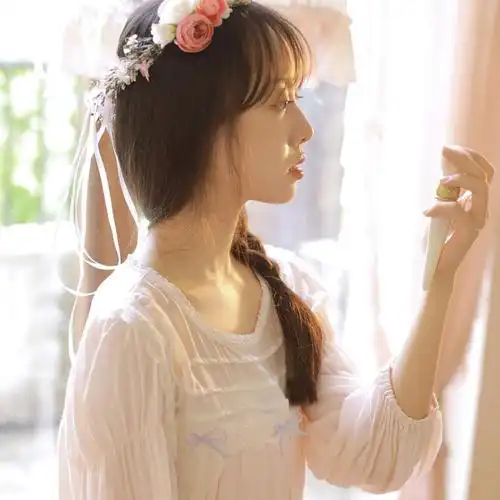 第一眼就吸引人的美女头像