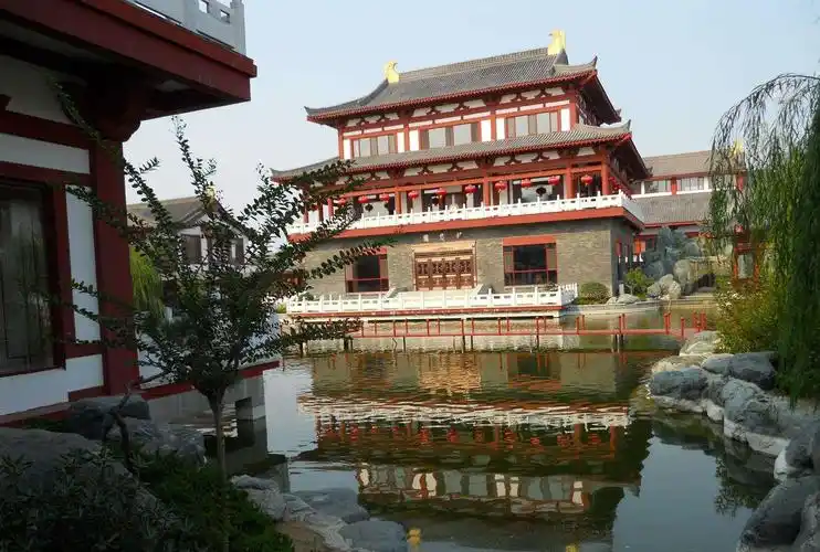 蓬莱唐皇山谷国宾酒庄:欢乐惠民行